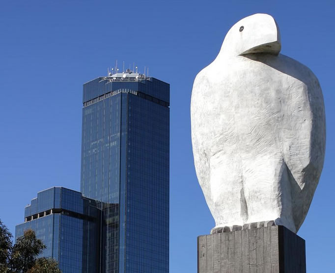 Bruce Armstrong sculpture: "Eagle" in Docklands